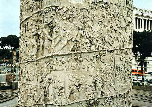 Trajanus oszlopa, Szarmata pikkelypnclos harcosokkal